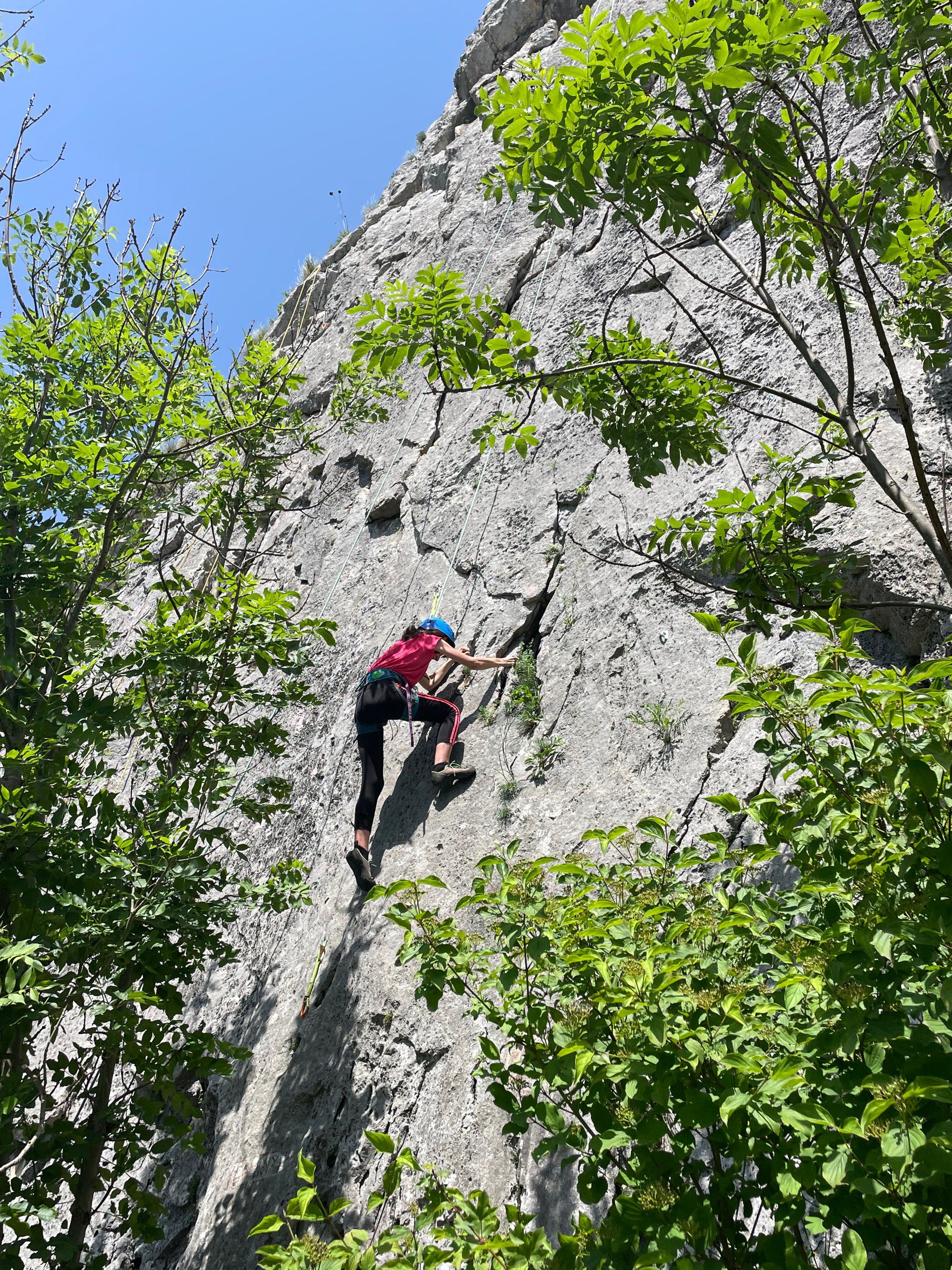 photo_2025-04-28_23-31-27